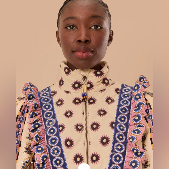 Farm Rio Cream Ainika Maxi Floral Puffer Jacket - Picture 3 of 9